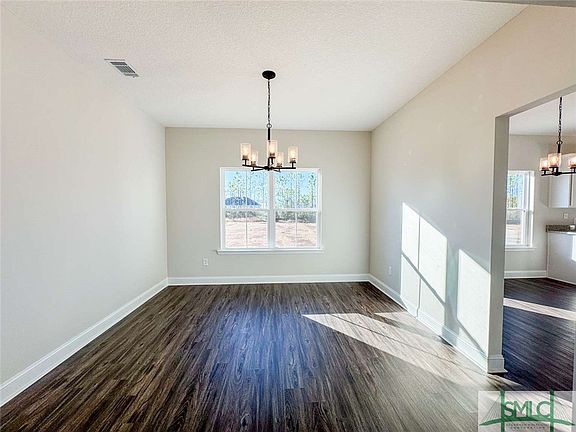4th image of 51 St. Johns Court E