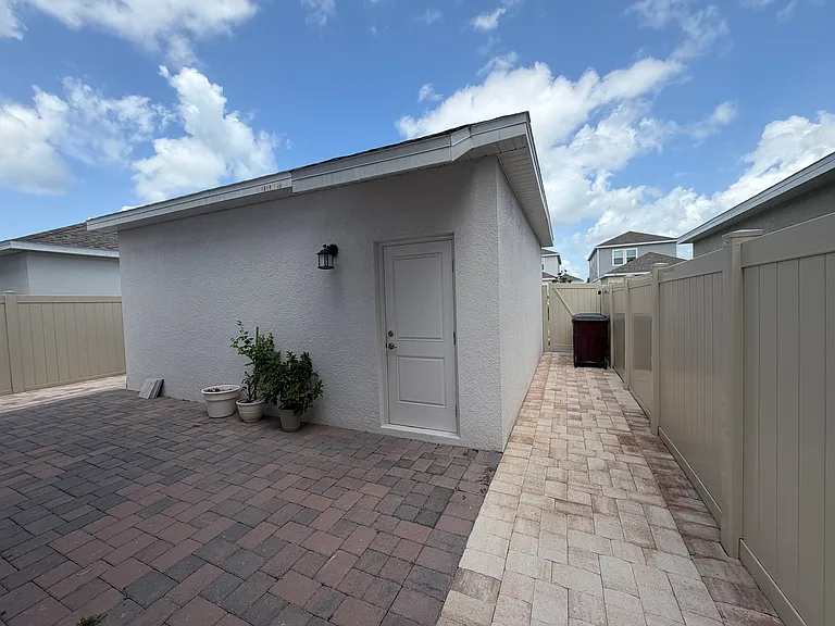 1944 Tohoqua Blvd — Photo 20