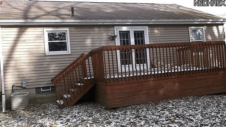1st image of 1490 Woodbine Ave