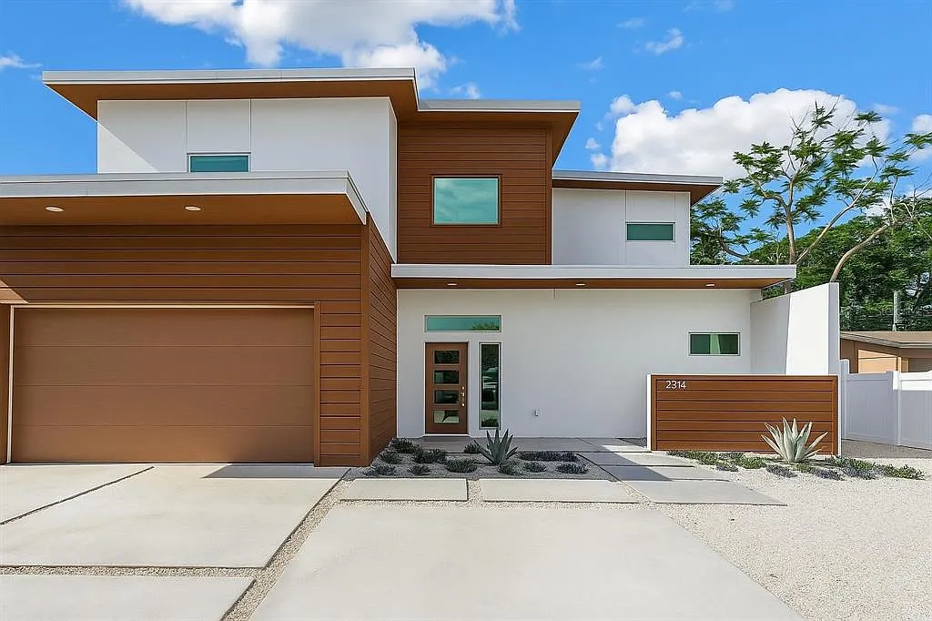 6 bed, 8.0 bath, 3765 sqft, $18,500 — Photo 1