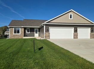 1309 18th St NE, Austin, MN 55912