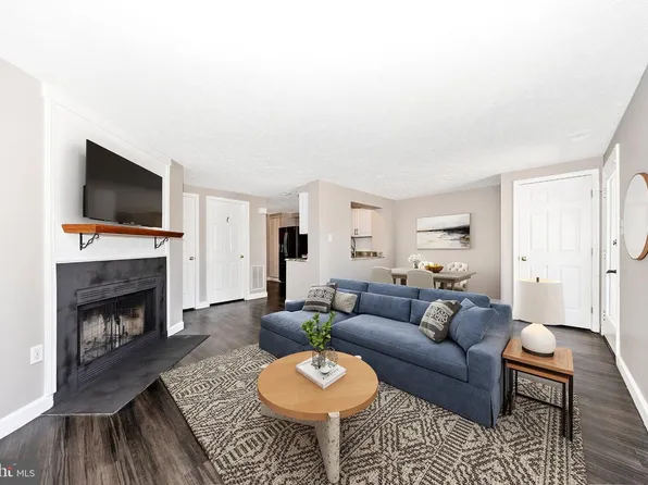 572 Hollyberry Way, Frederick, MD 21703