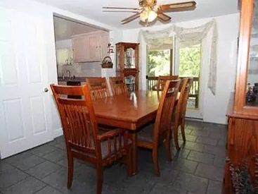 Dining room for 8 or more