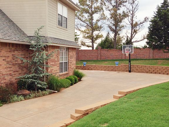 Huge drive: b-ball & friends