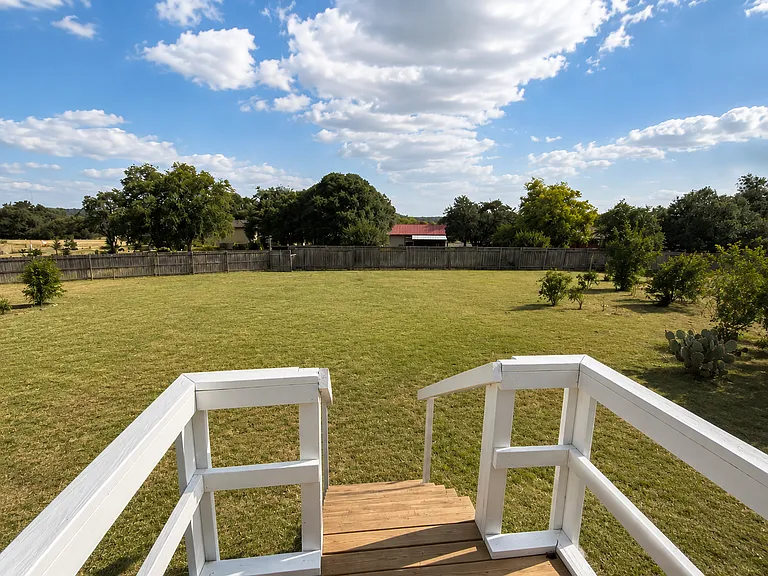 10372 Rebecca Creek Rd — Photo 17