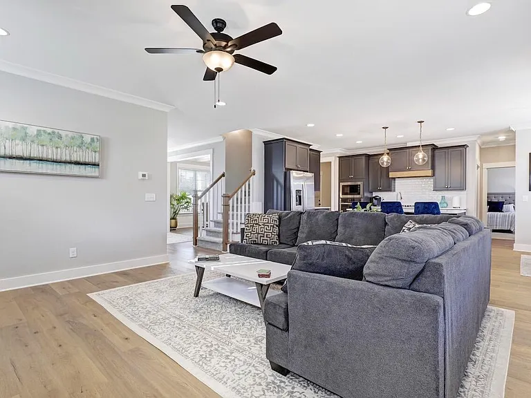 6209 Morning Glory Dr — Photo 14