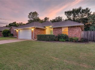 1917 Cherokee Trl, Choctaw, OK 73020