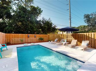 2215 Bruce Dr, Saint Simons Island, GA 31522