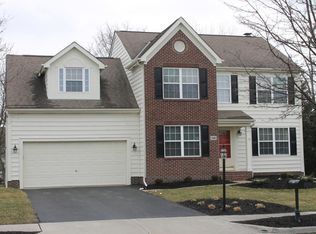 540 Salisbury Dr, Powell, OH