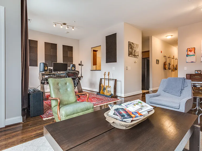 360 S Elm St #106 — Photo 11