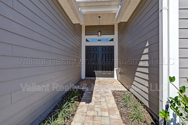 4 bed, 3.0 bath, 2215 sqft, $3,150 — Photo 4