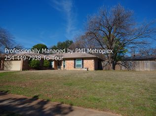 845 Ridge Dr, Bedford, TX 76021