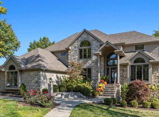 11736 Woodstream Ridge Ct, Fort Wayne, IN 46845