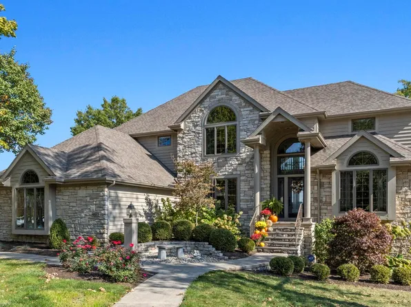 11736 Woodstream Ridge Ct, Fort Wayne, IN 46845