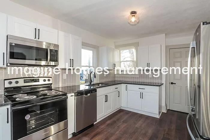 3424 Ridgewood Ave — Photo 7