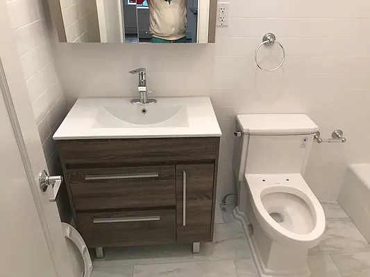 Rented by Compass | media 22