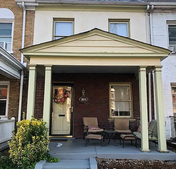 2608 Parkwood Ave — Photo 1