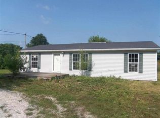 8673 S County Road 500 E, Straughn, IN 47387