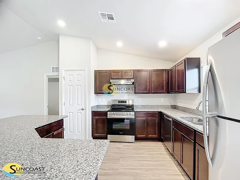 9610 Bahia Rd — Photo 10