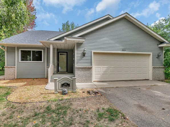 821 Sartell Ln, Sartell, MN 56377