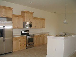 3rd image of 8557 Via Garibaldi Cir Unit 206