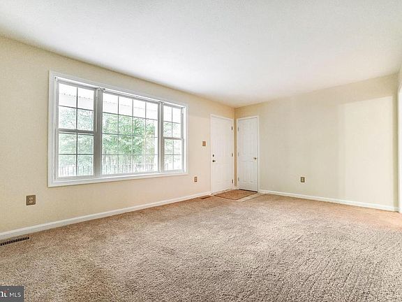 5th image of 36671 Whippoorwill Ct