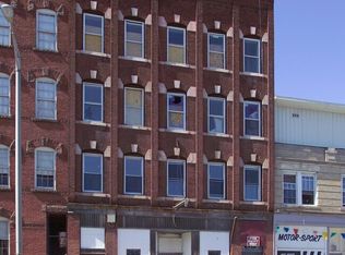 679-681 High St #3F, Holyoke, MA 01040