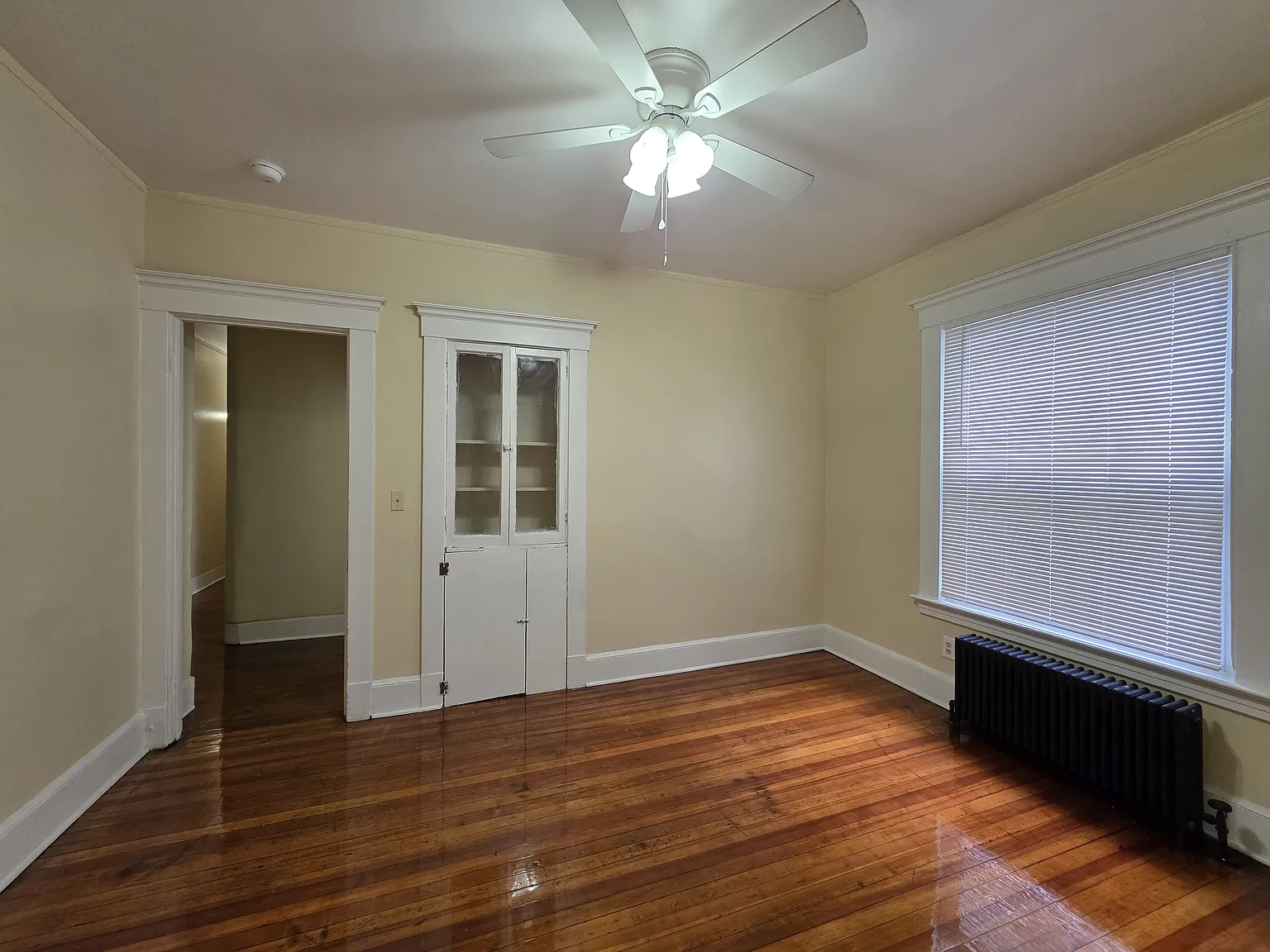3 bed, 1000 sqft, $1,750 — Photo 3