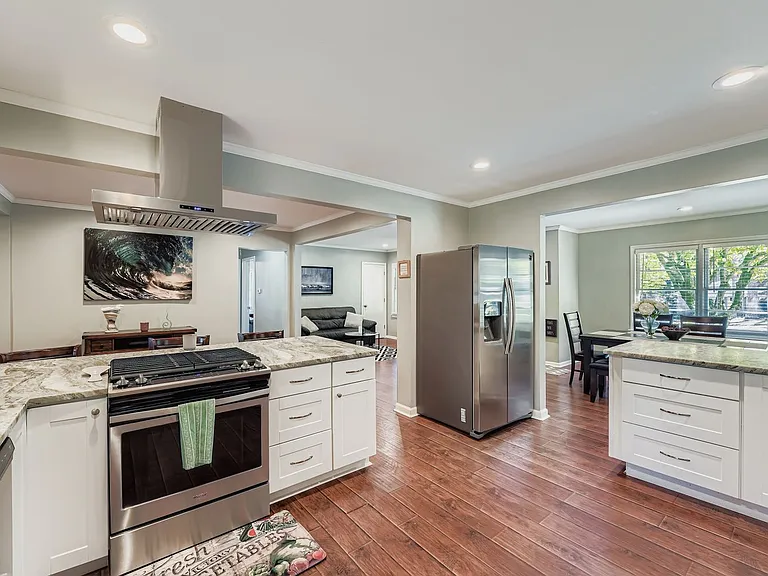 2116 Trailwood Rd — Photo 10