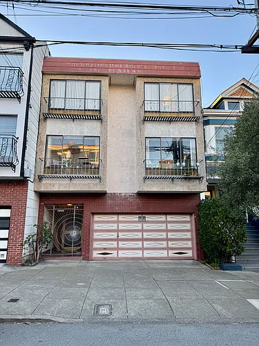 241 9th Ave #2 Photo 1