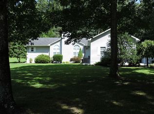 418 Creekway Dr, Crossville, TN 38555