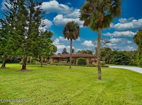 5th image of 5435 Pina Vista Dr
