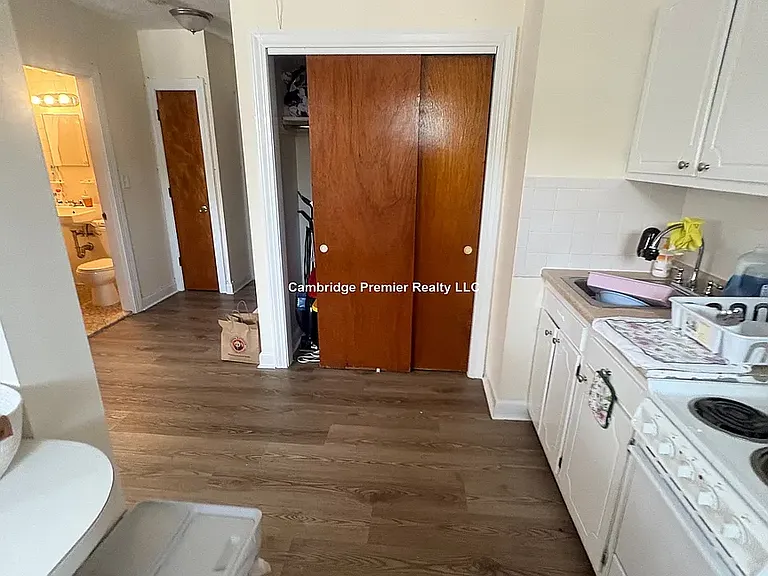 160 N Beacon St #2A — Photo 7