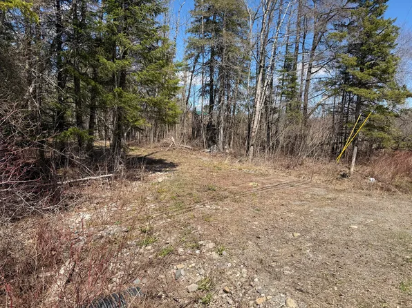 193 West Road, Bradford, ME 04410