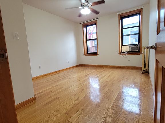 4th image of 506 Eastern Pkwy APT B1