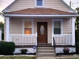 1042 W 17th St, Lorain, OH 44052