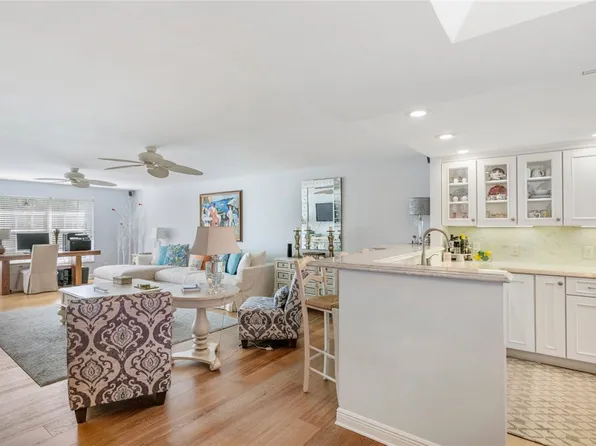 2743 Ocean Dr APT 47E, Vero Beach, FL 32963