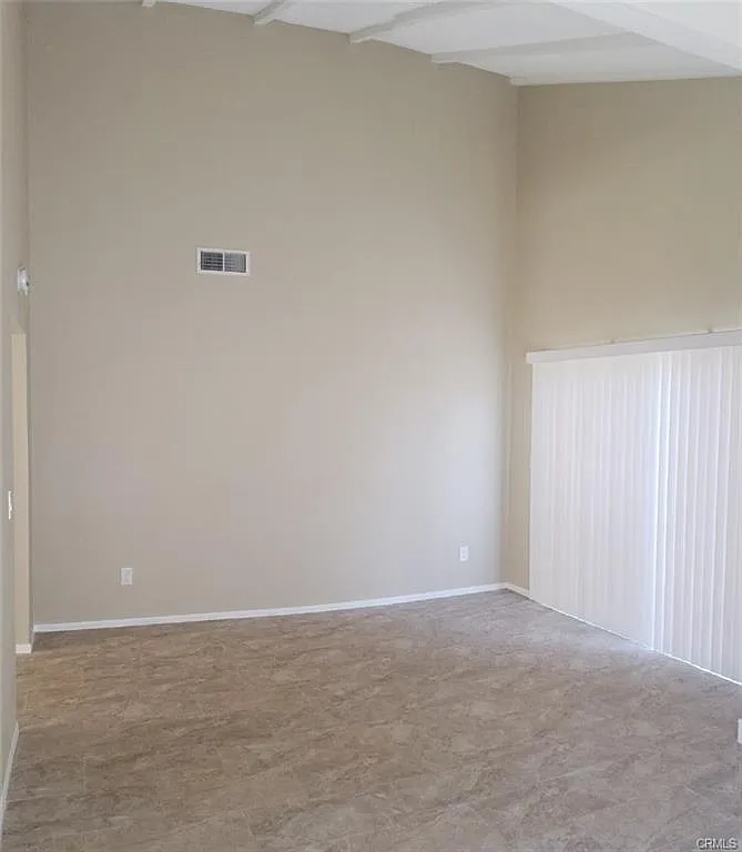 3 bed, 1280 sqft, $4,200 — Photo 4