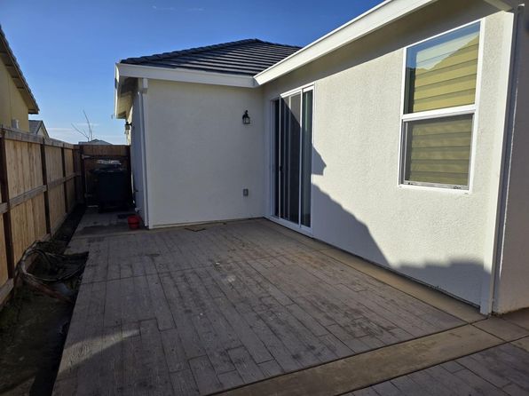 1941 Apiary Way, Hughson, CA 95326