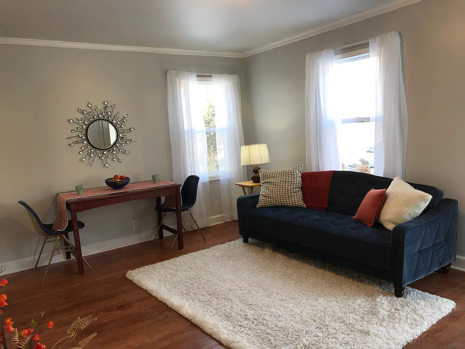 3 bed, 1020 sqft, $1,390 — Photo 2
