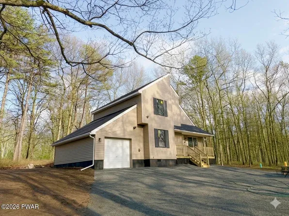 127 Vista Ct, Bushkill, PA 18324