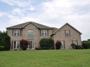 3111 N Lake Ct, Newburgh, IN 47630