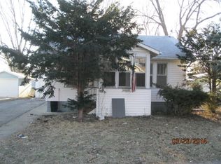 409 N Harrison Ave, Aurora, IL 60506