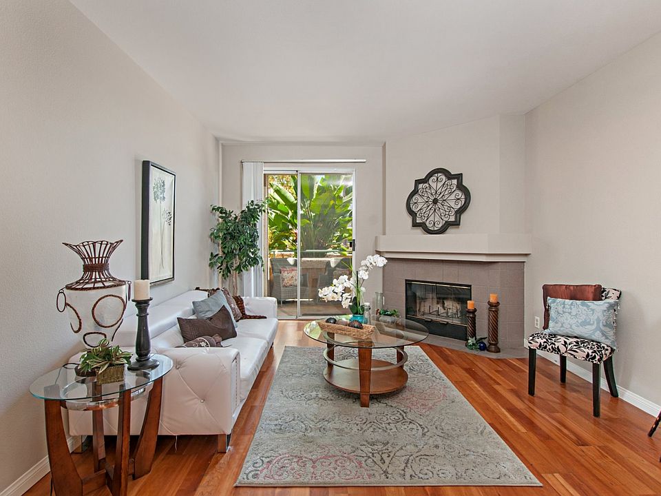 For Sale: 2050 Camino de la Reina, San Diego, CA 92108