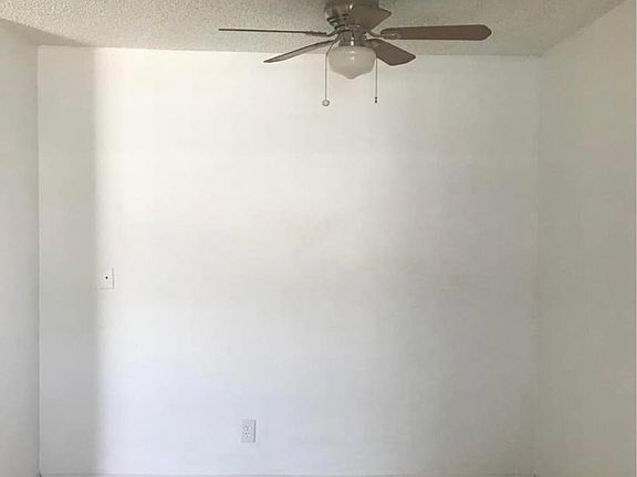 5th image of 157 N Columbia St APT 12