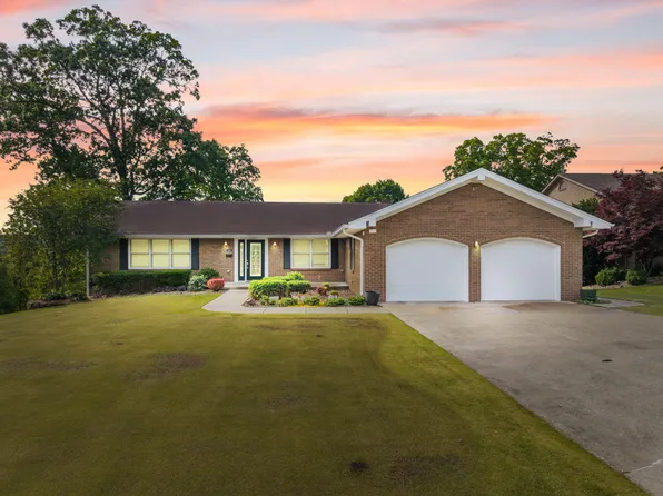 119 Holly Hill Dr, Berea, KY 40403