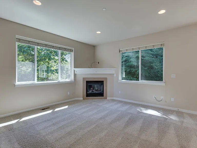 7713 NE 193rd Pl — Photo 2