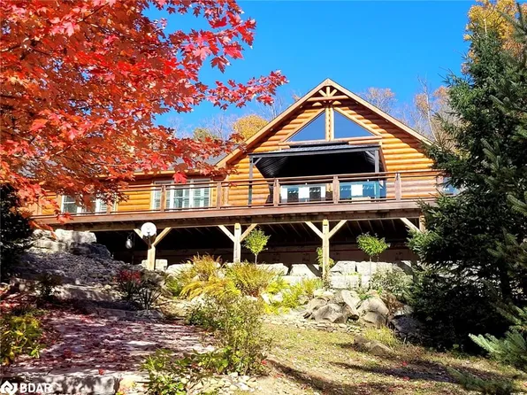 1026 Lancer Ln, Dysart Et Al, ON K0M 1S0