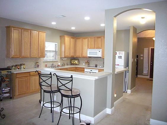 2nd image of 2695 Waterway Dr