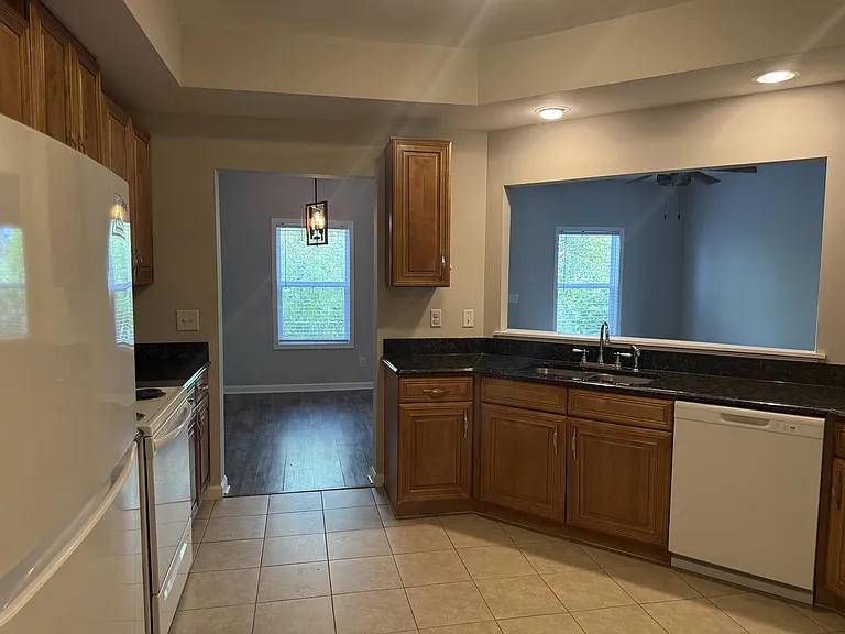 905 Franklin Rd #9 — Photo 3